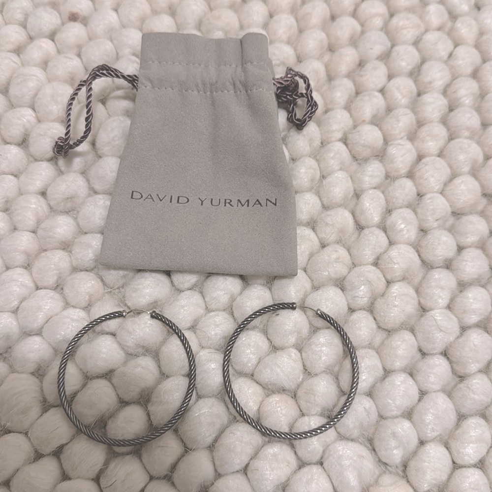 David Yurman Sculpted Cable Sterling Silver Hoop Earning 2.5”